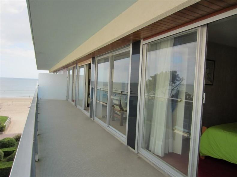 Full Sea View, Plage Benoît - Apartment with Terrace