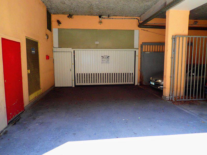 Apartement garage 