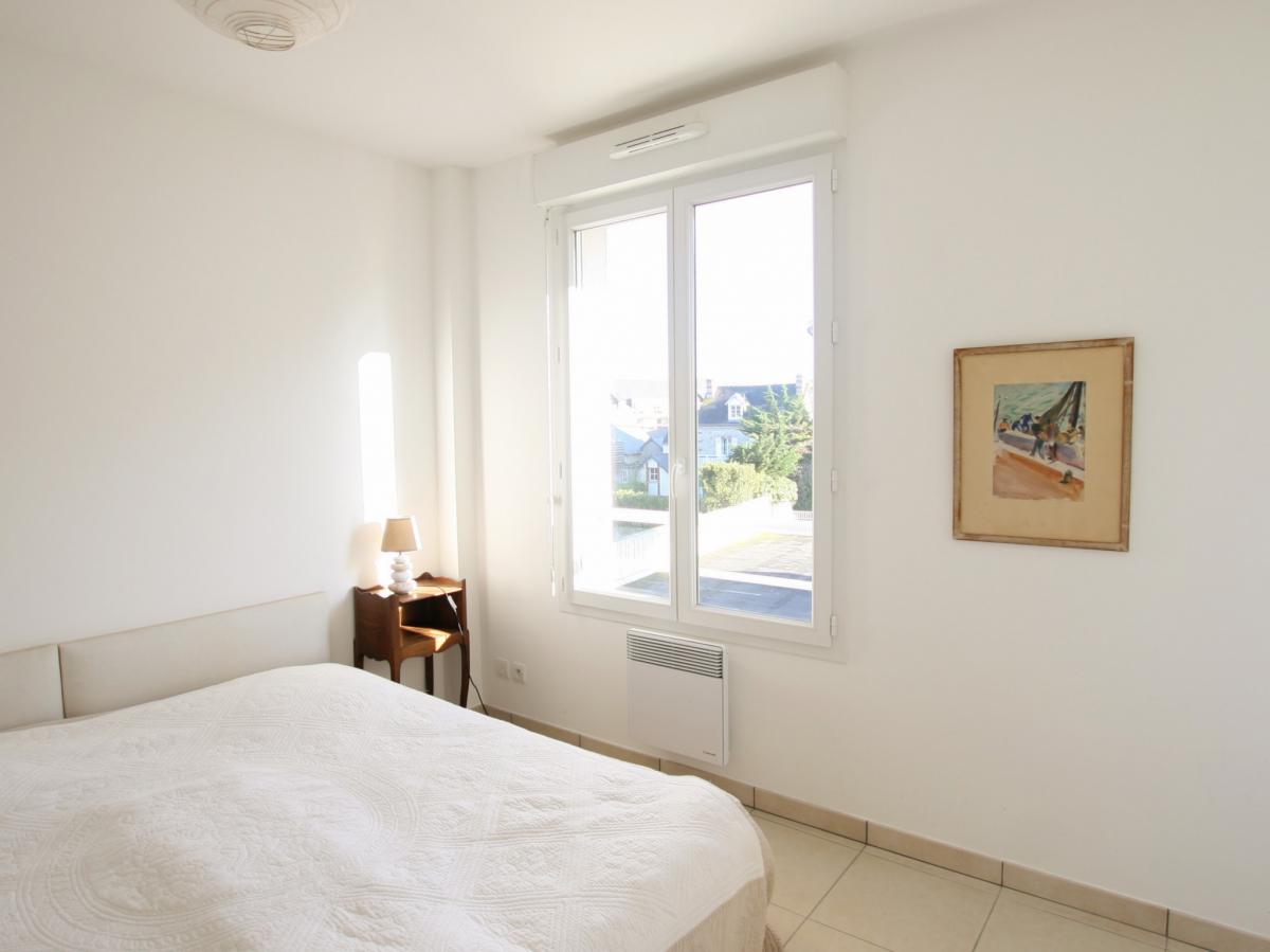 UNDER OFFER Saint-Cast-le-Guildo flat 3 bedrooms beach walk