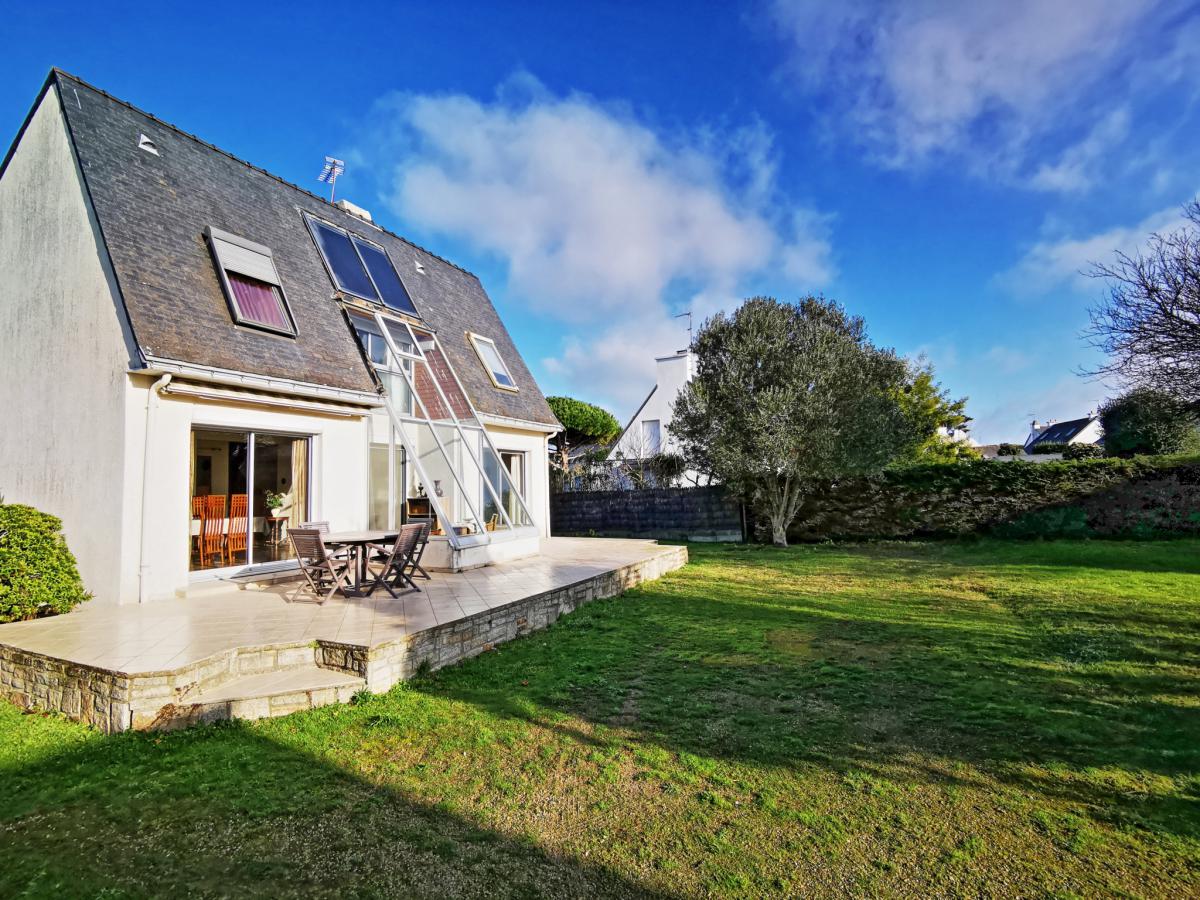 Quiberon house near the beach in a quiet area