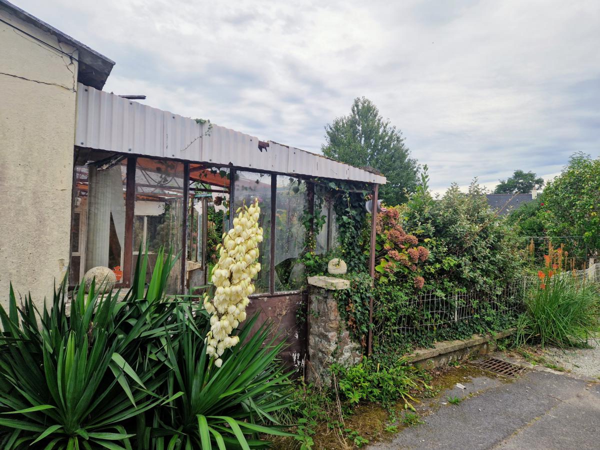 House to renovate near Vannes 