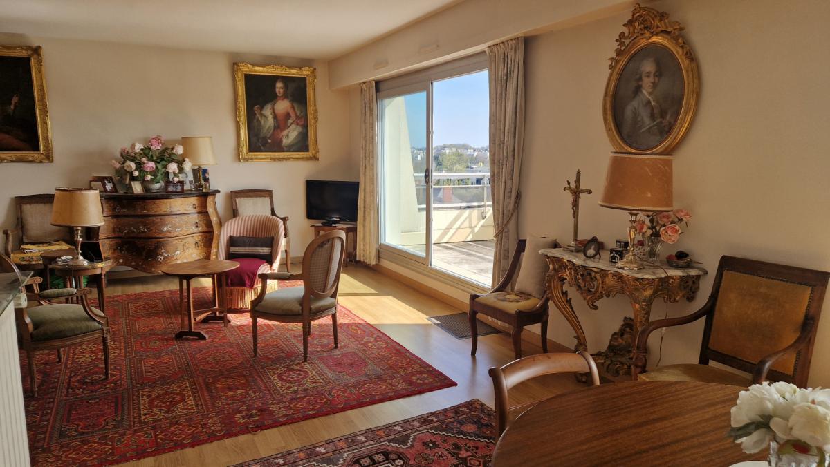 Saint-Félix Terrace apartment 3 bedrooms cellar garage