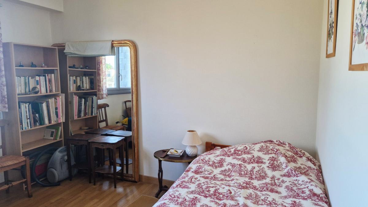 Saint-Félix Terrace apartment 3 bedrooms cellar garage