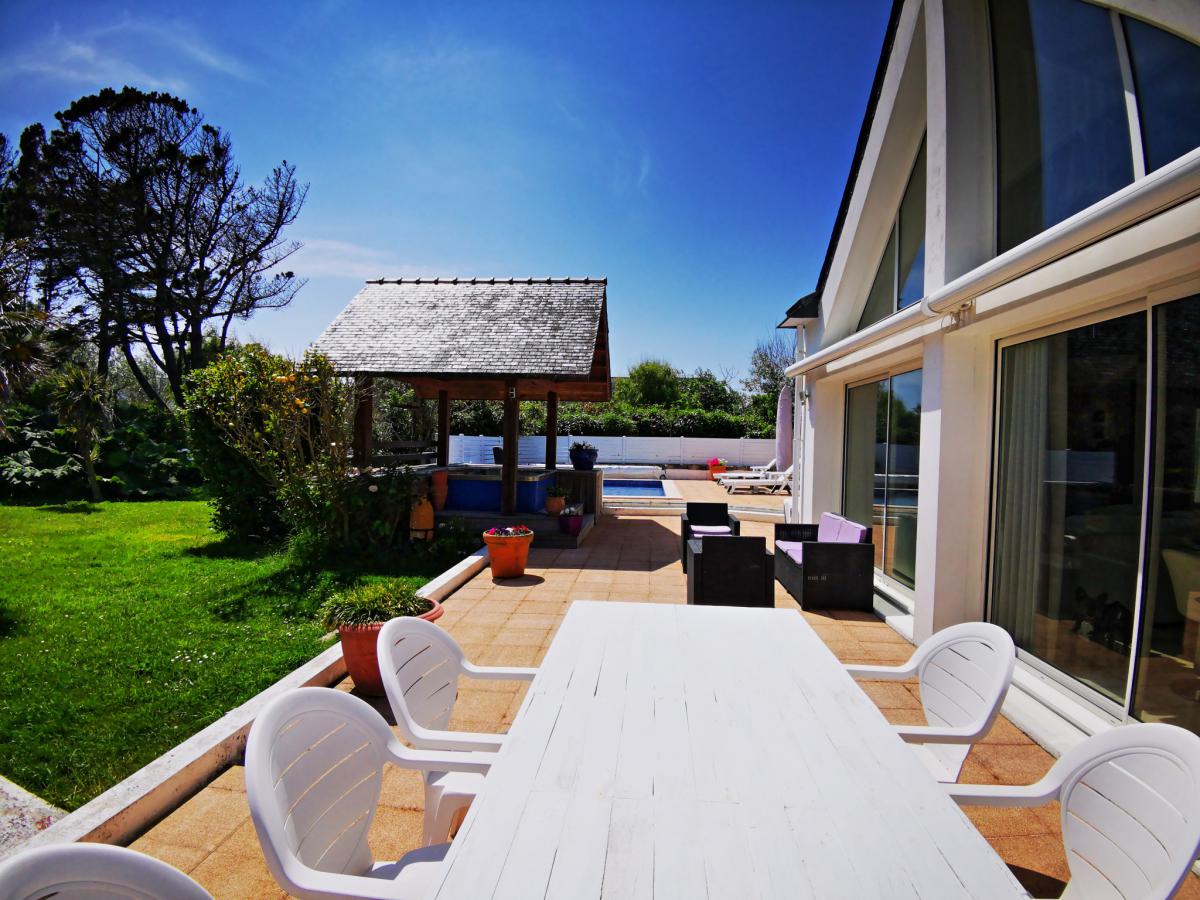 St Pierre Quiberon architect-designed house the beach 150 m view
