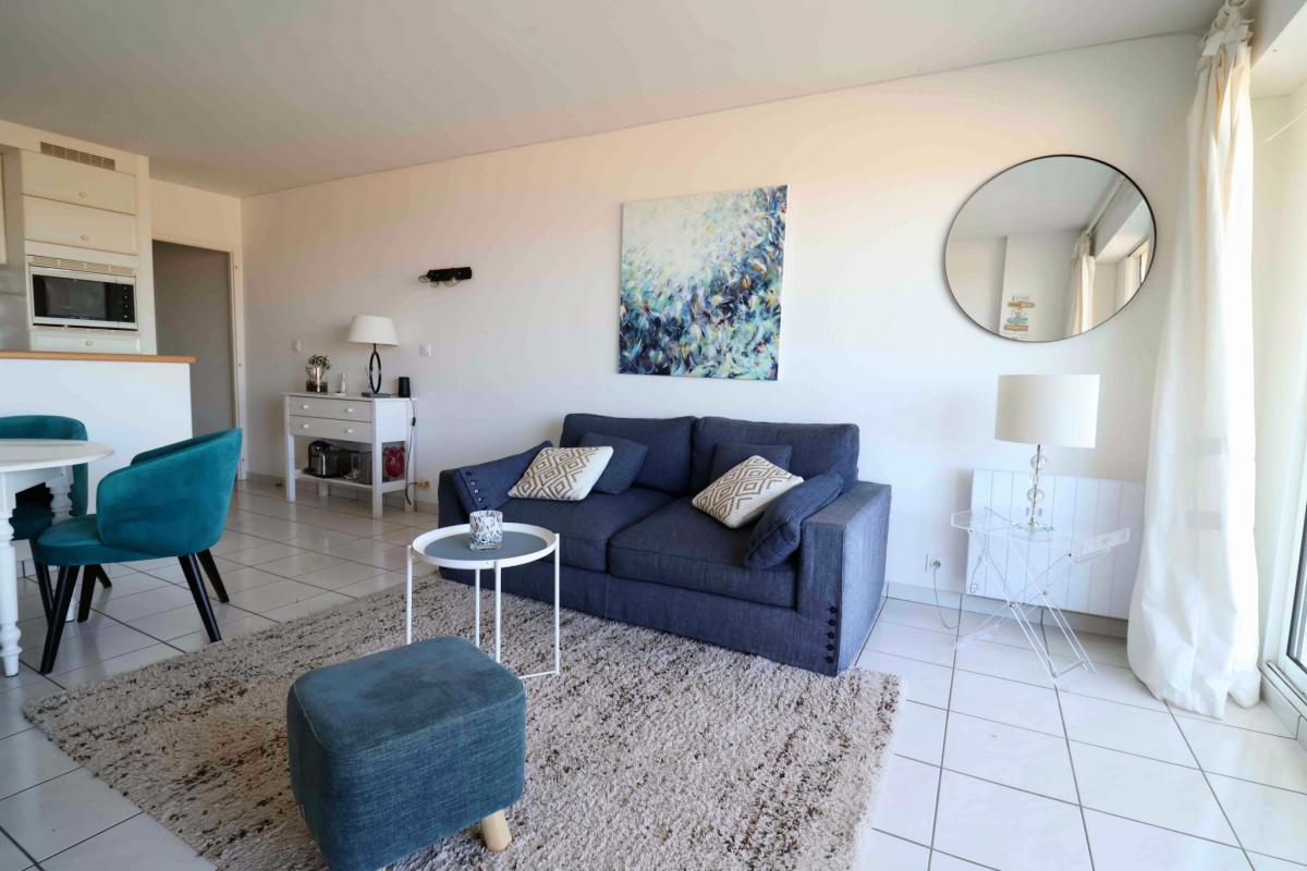 1-bedroom apartment with terrace small garden cellar garage