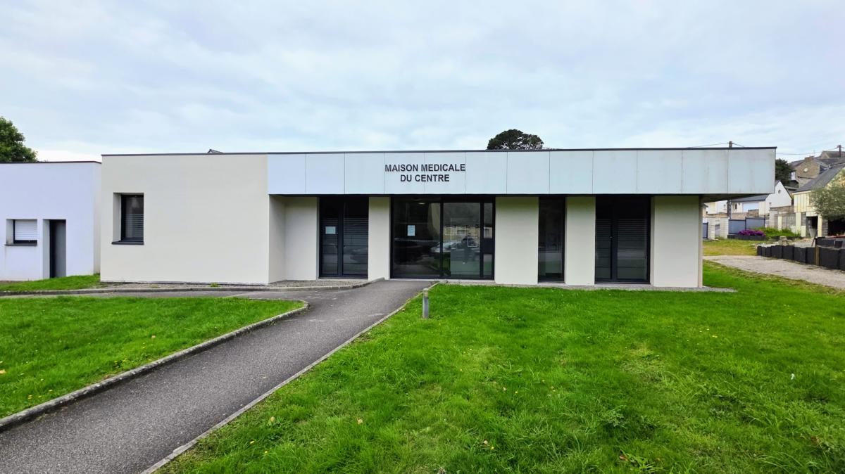 Centre-ville maison plain pied PMR + jardin 