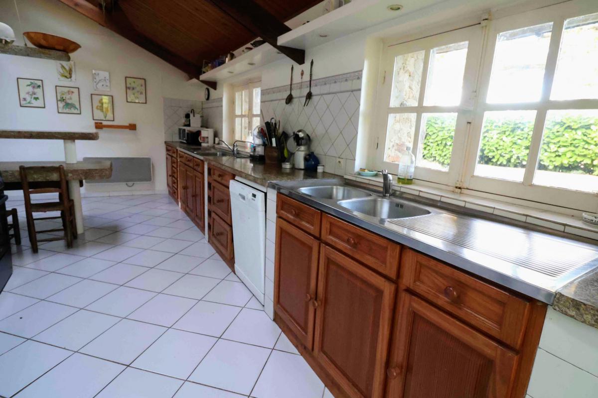 Family Home Campaign with Pool and Outbuilding