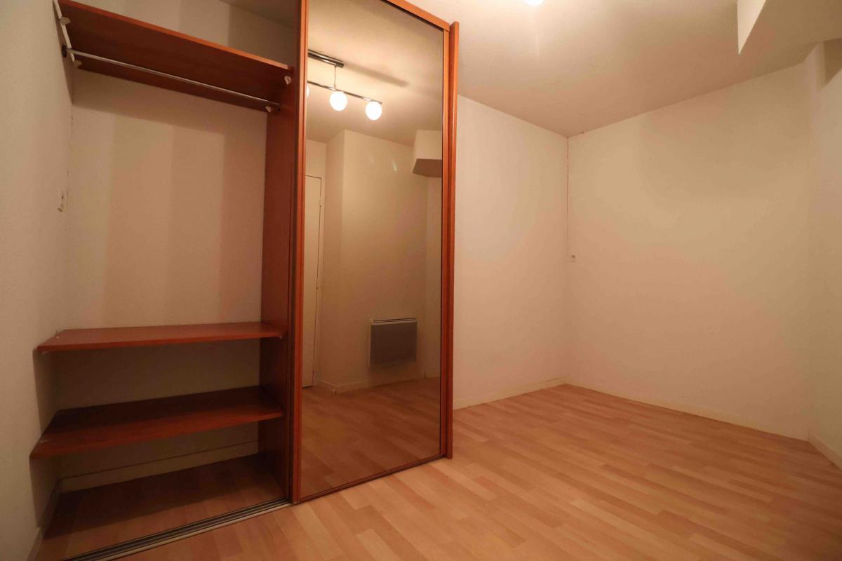 Centre appartement T4 balcon + parking couvert sécurisé