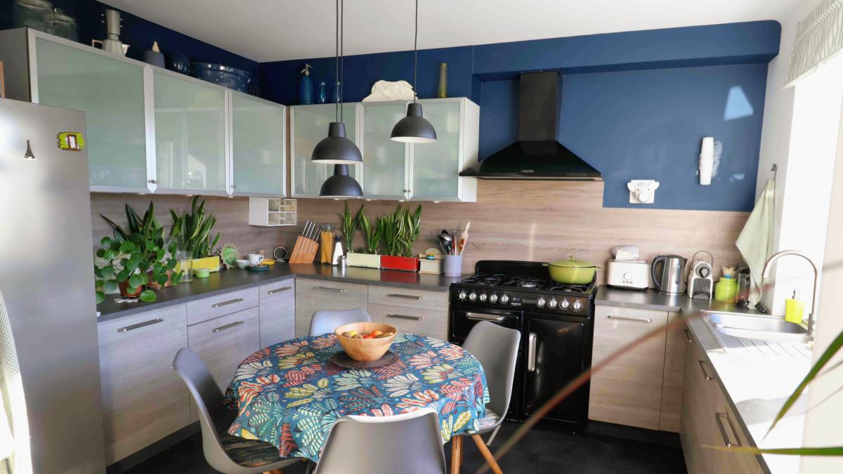 Renovated 4-bedroom house with garden, garage, and outbuildings