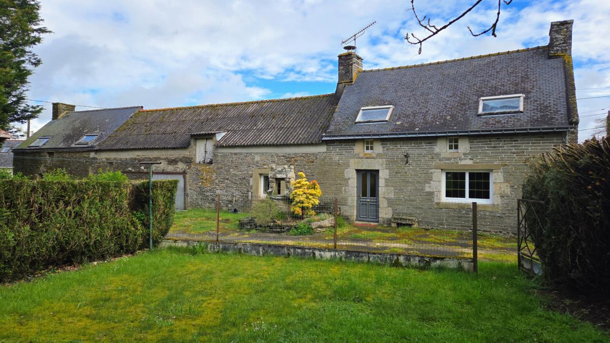 Campagne longère et dépendances possible gîte 