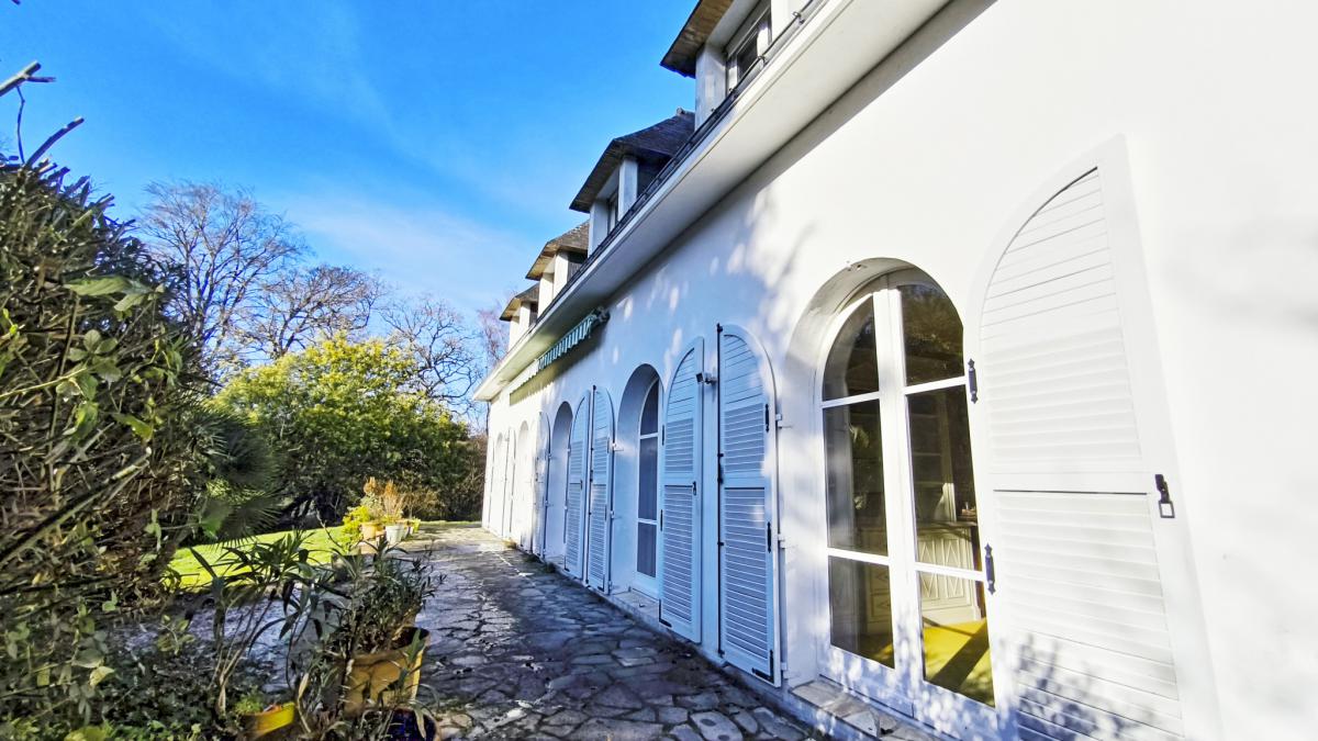 Exclusivité Crach proche Auray maison 222 m2 6 chambres