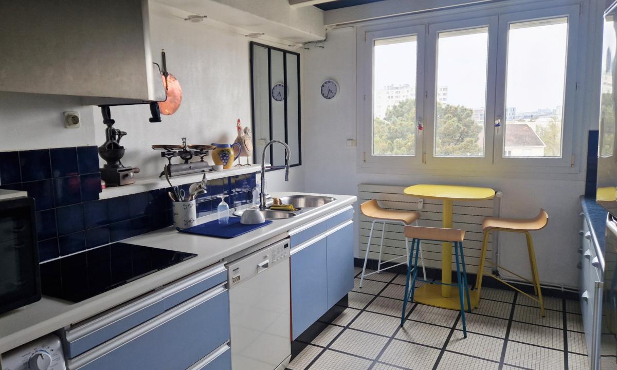 Apartment with balcony and terrace overlooking the Loire River +