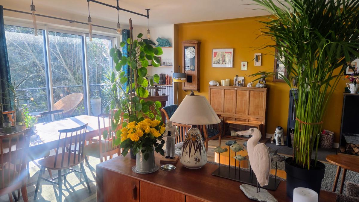 Maison rénovée 4 ch bureau jardin garage dépendances