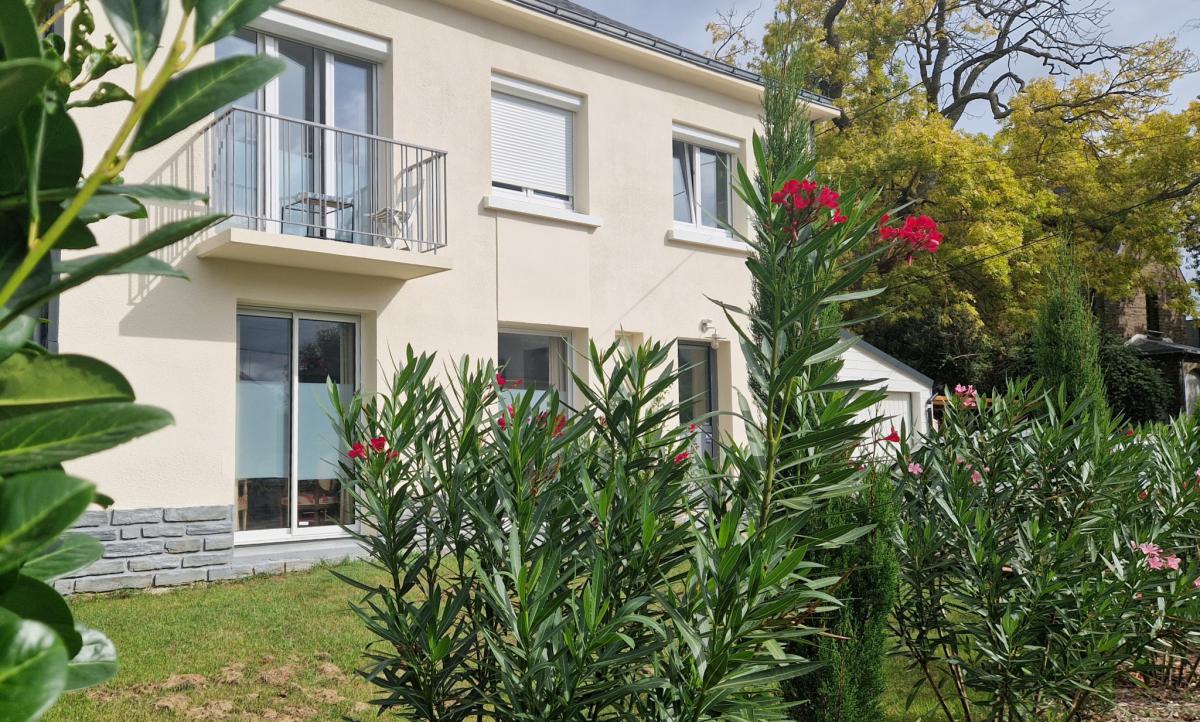 Exclusivité Maison rénovée 5 ch 3 bains jardin garage 