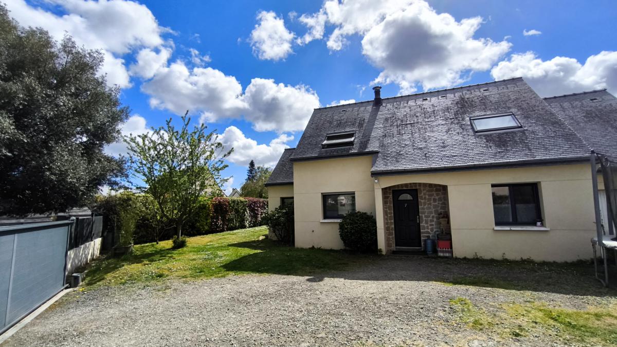 Maison 107 m2 4 chambres à Meriadec 