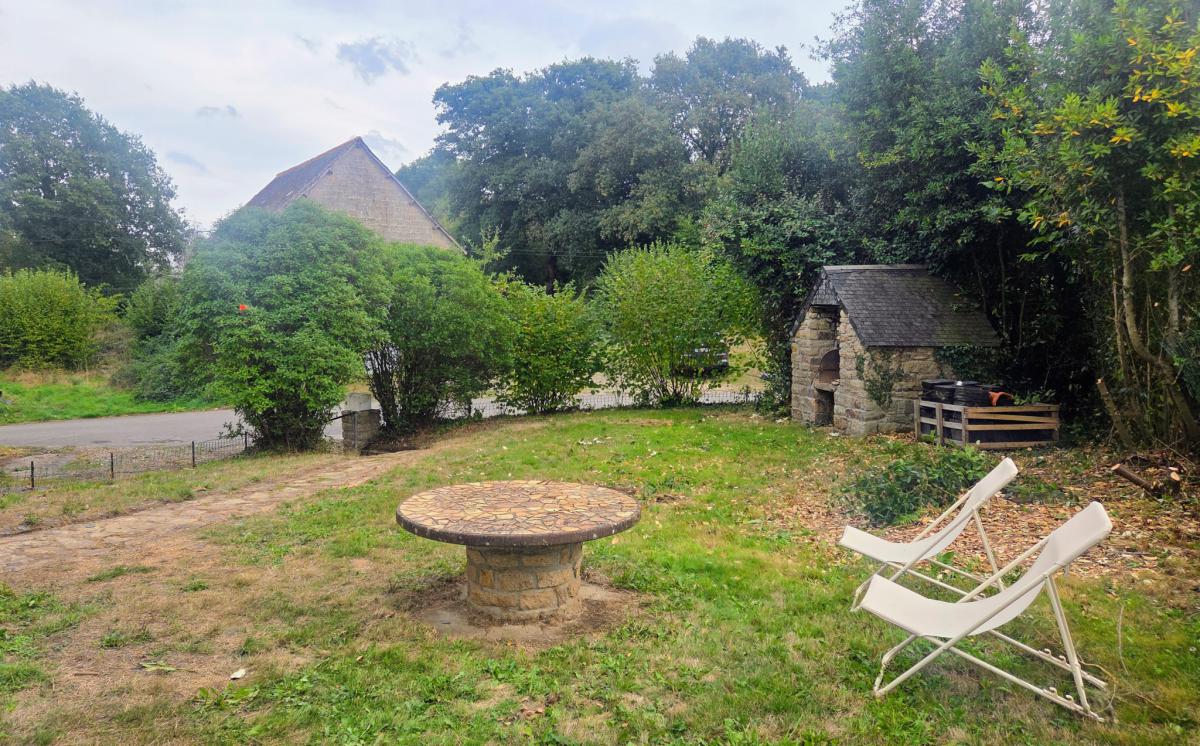 Maison ancienne 3 ch dépendance jardin
