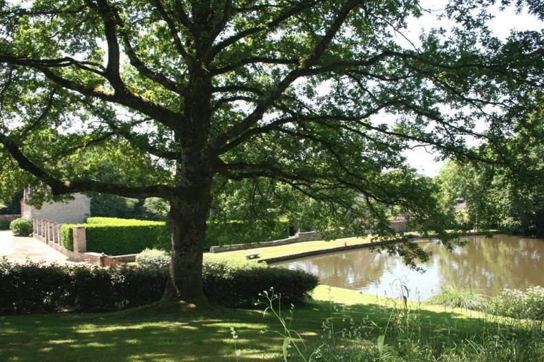 VANNES Propriété XVe s. dépendance 10 ha 