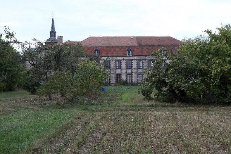 Monastère dépendances terrain exclusivité VENDU