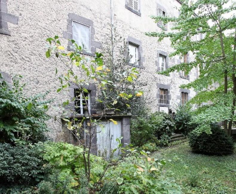 Monastère dépendances terrain exclusivité VENDU