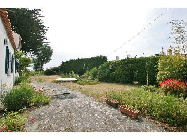Maison fort potentiel grand terrain