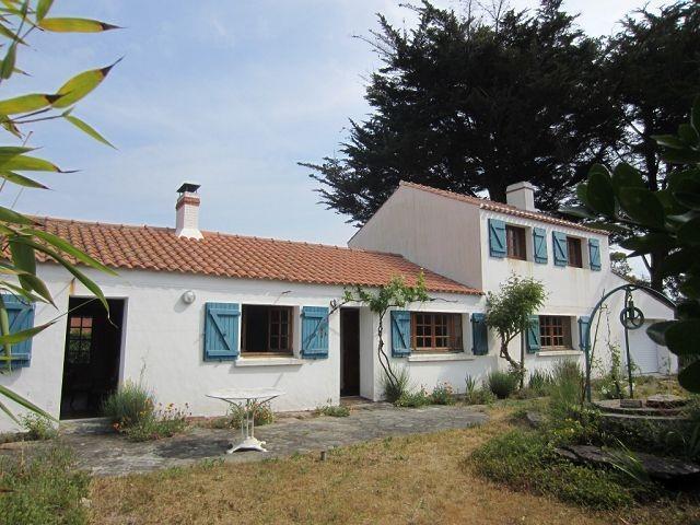 Maison fort potentiel grand terrain