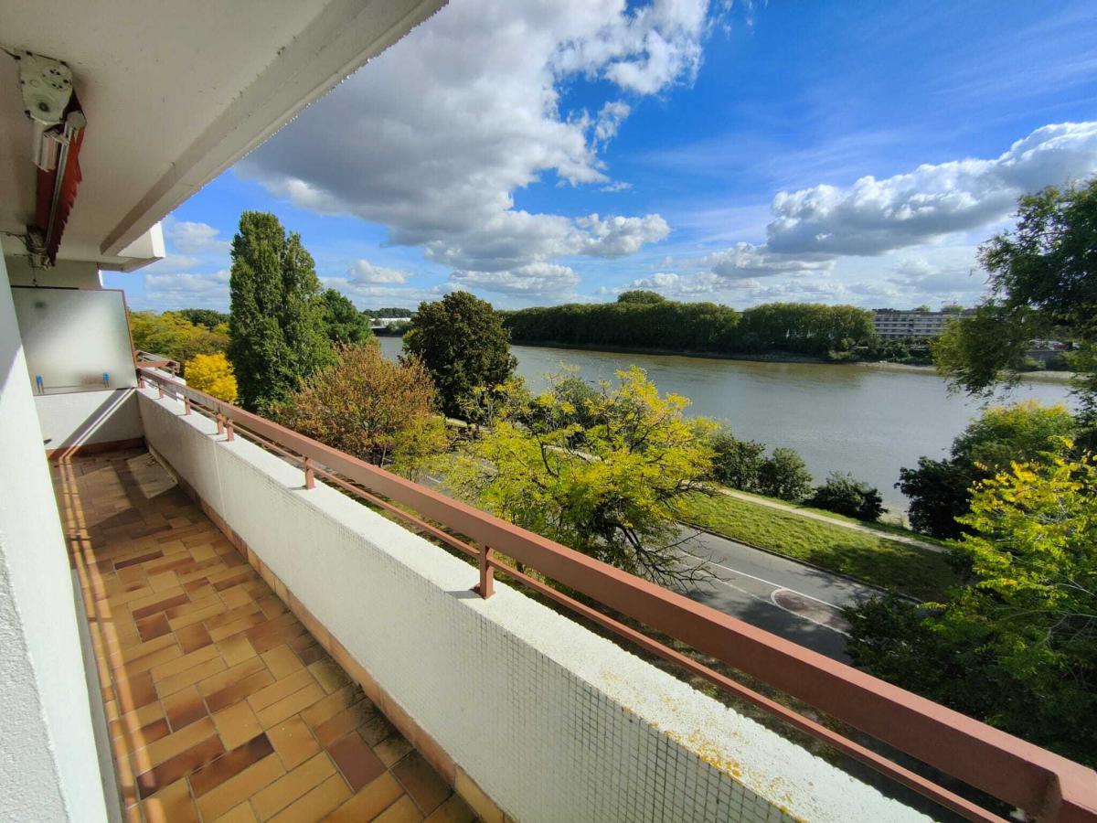  Appartement avec vue, balcons 2 ch parking