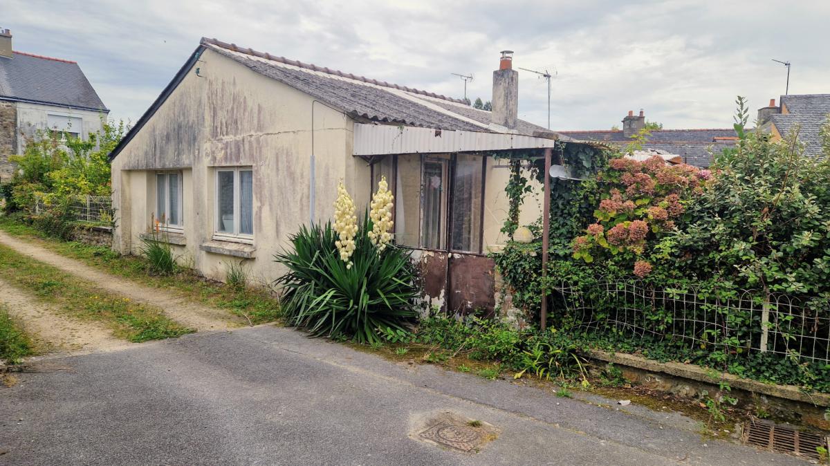  Maison à rénover proche centre Vannes 