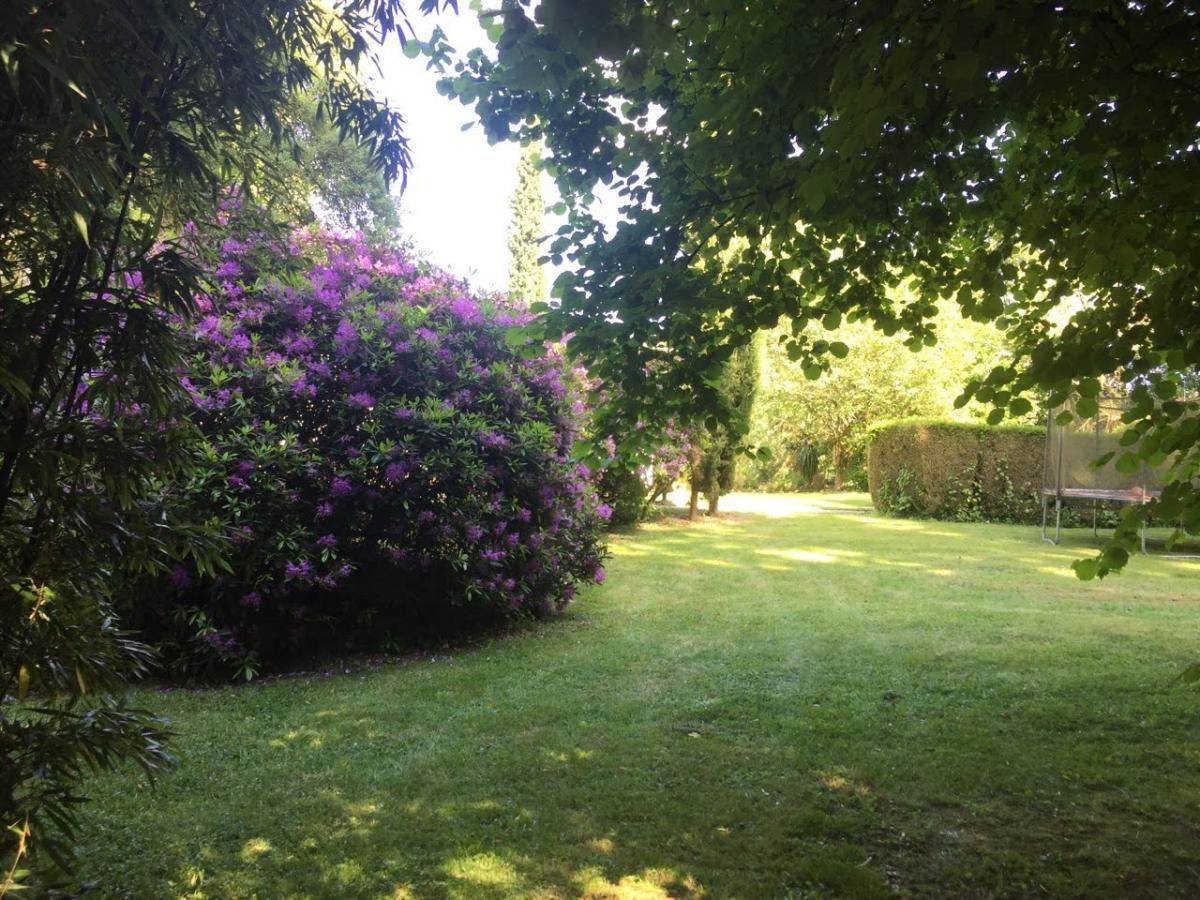 Ploërmel centre grande maison et dépendance parc 1,18Ha