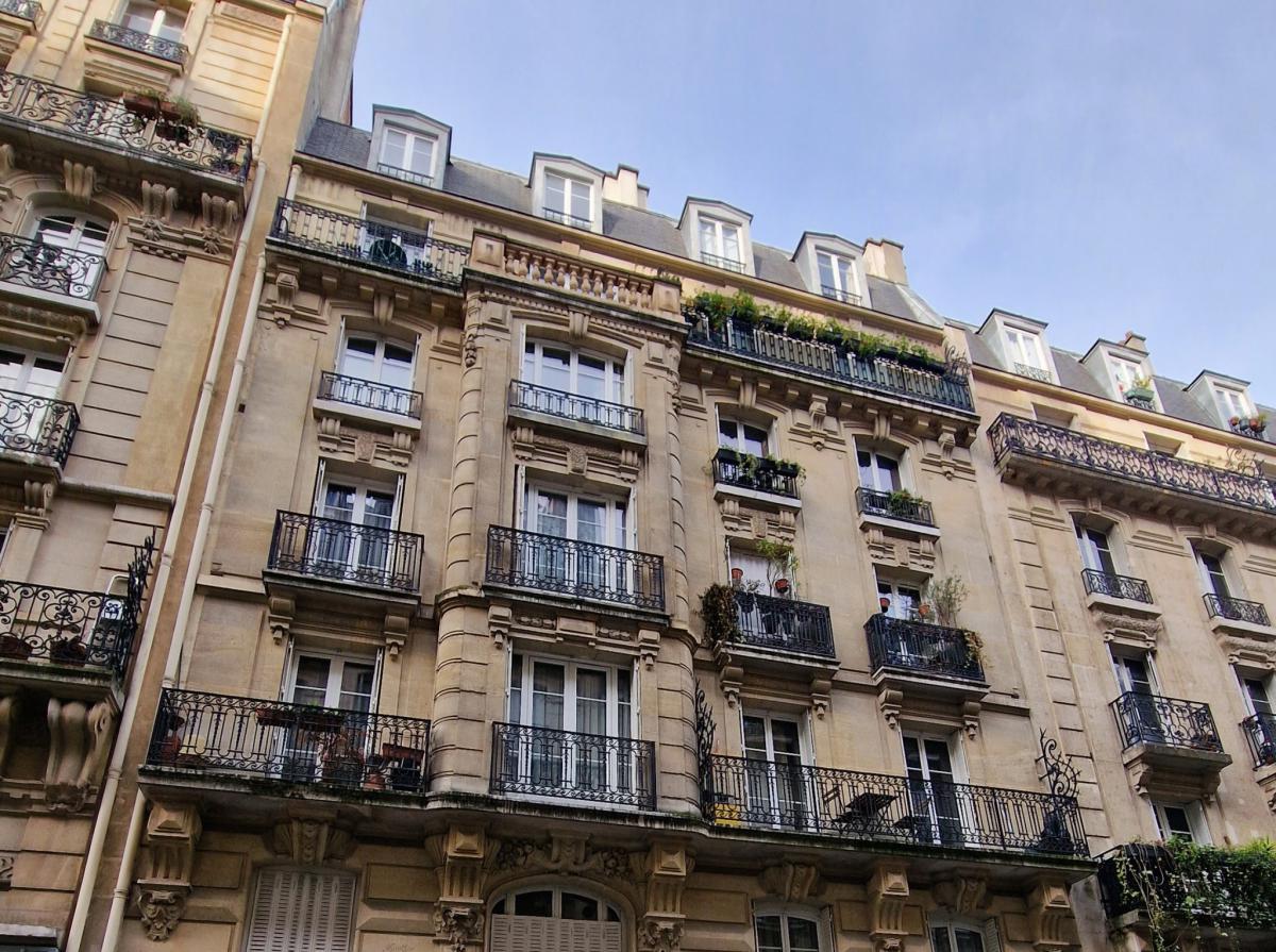 Montmartre appartement ancien T1 bis de 24m2