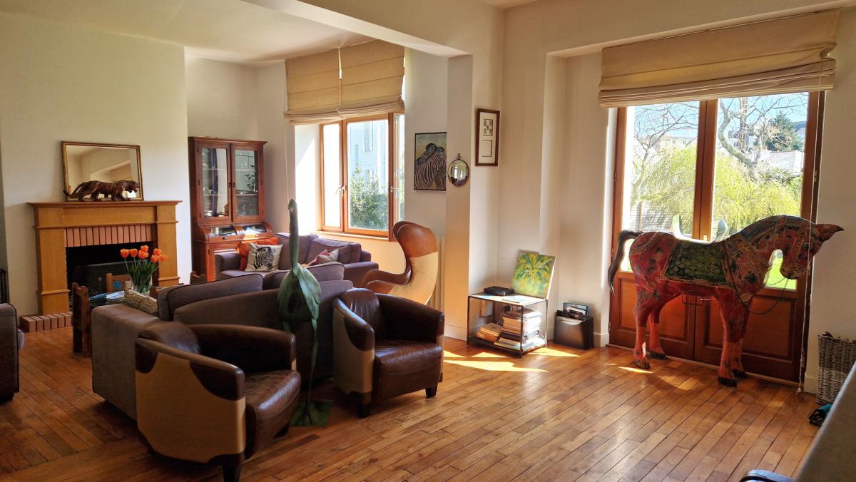 Proche centre au calme maison familiale jardin garage