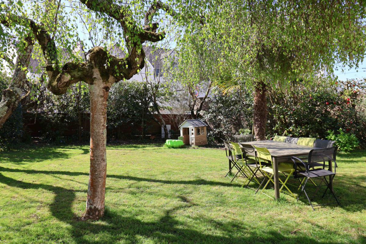 Proche centre au calme maison familiale jardin garage