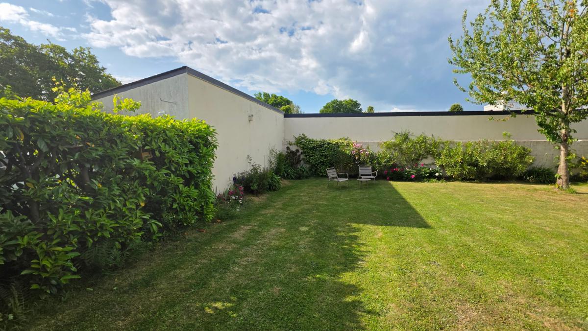 Exclusivité Maison rénovée 5 ch jardin garage 