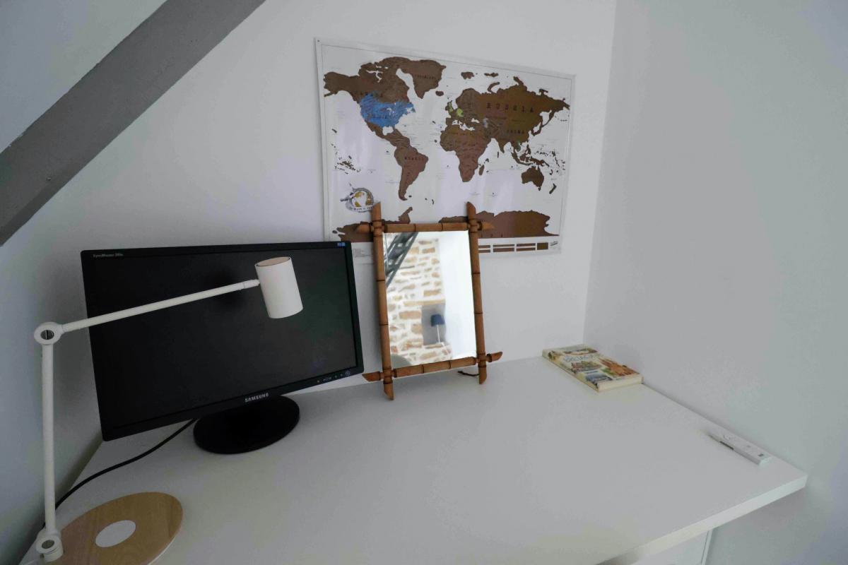 Plage à pied maison rénovée et ses deux terrasses 