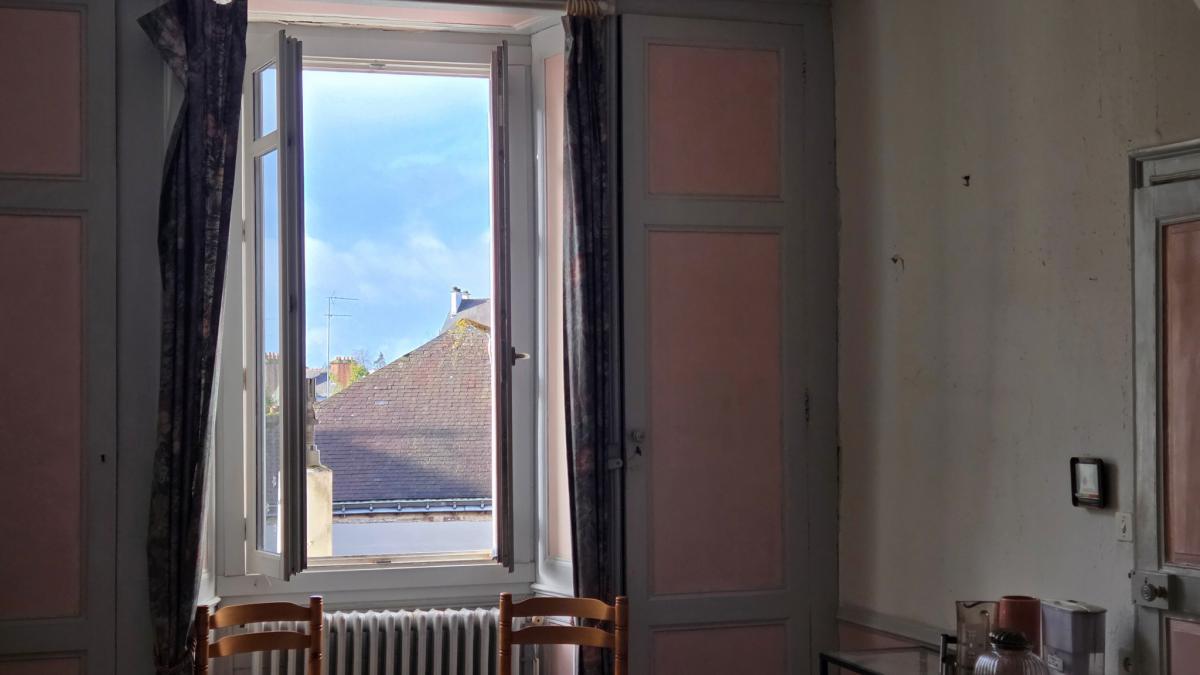 Centre-ville historique appartement ancien 2 ch 