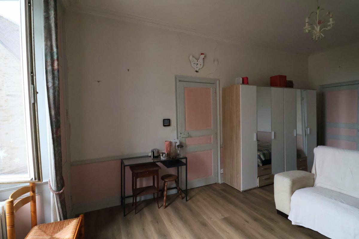 Centre-ville historique appartement ancien 2 ch 