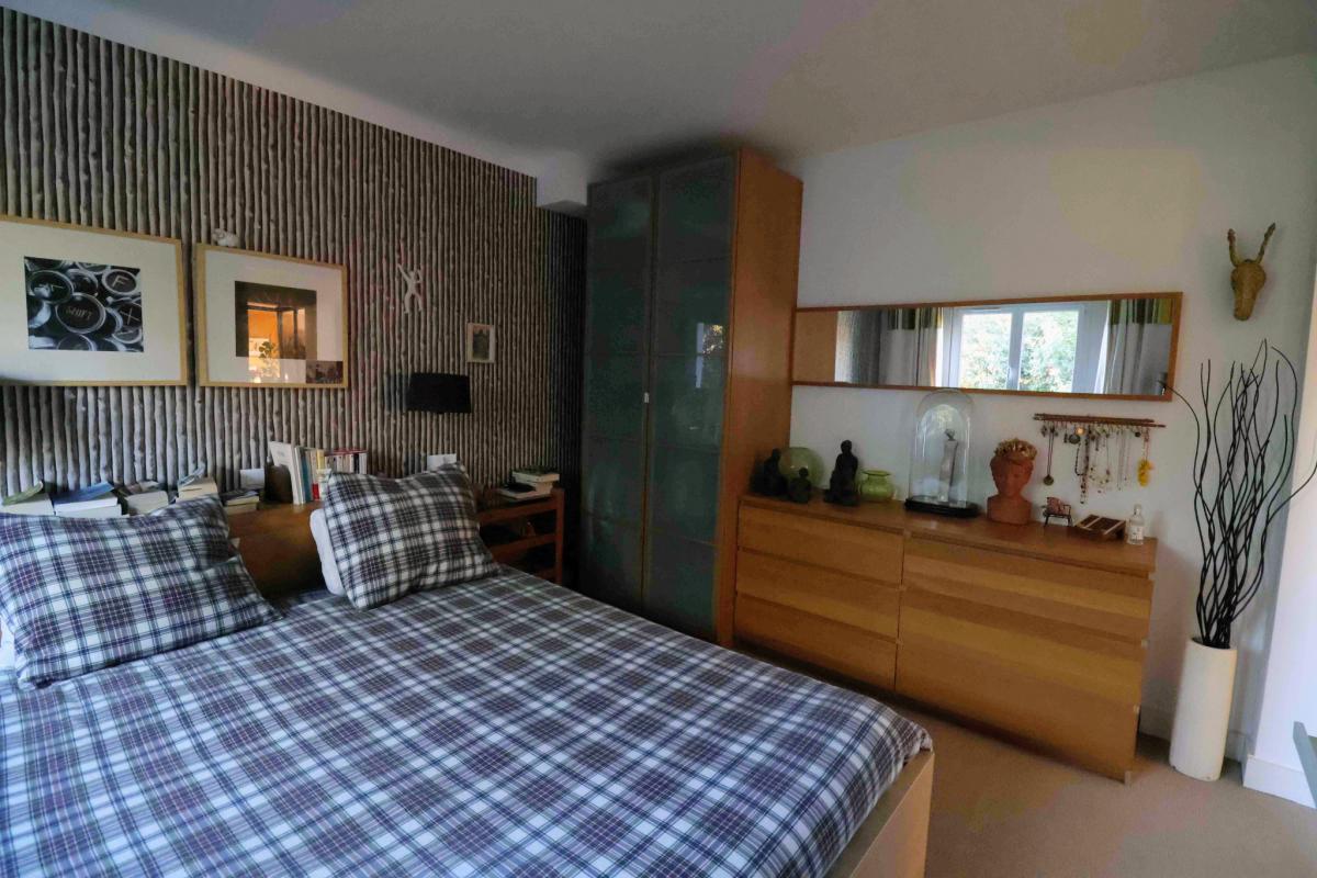 Maison rénovée 4 ch bureau jardin garage dépendances