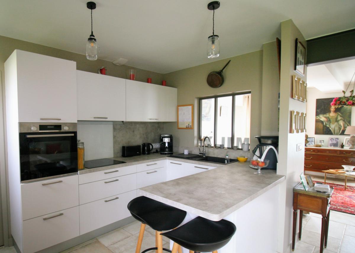 Exclusivité Maison rénovée 5 ch 3 bains jardin garage 