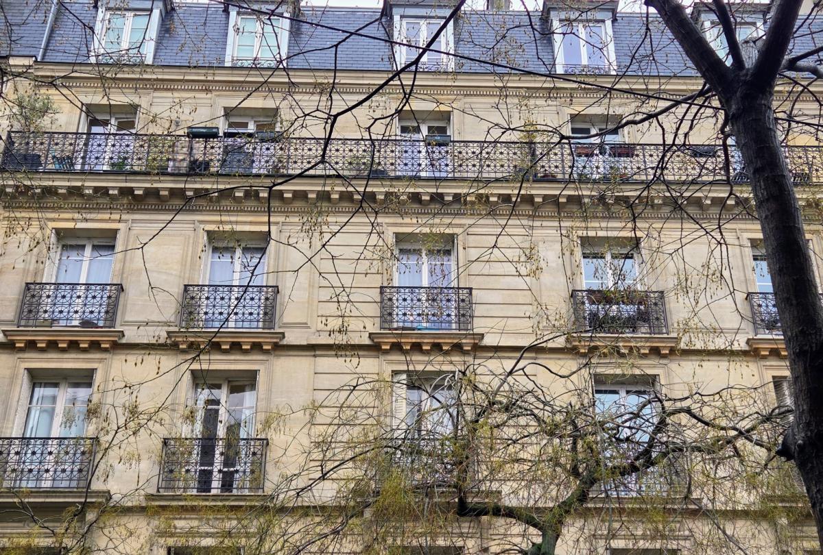 Alésia appartement Haussmanien 2 ch cave ascenseur