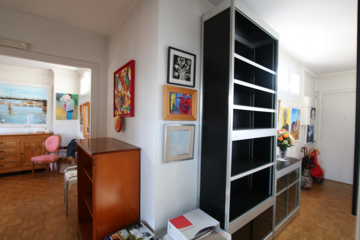 Appartement T2 dernier étage cave + parking 