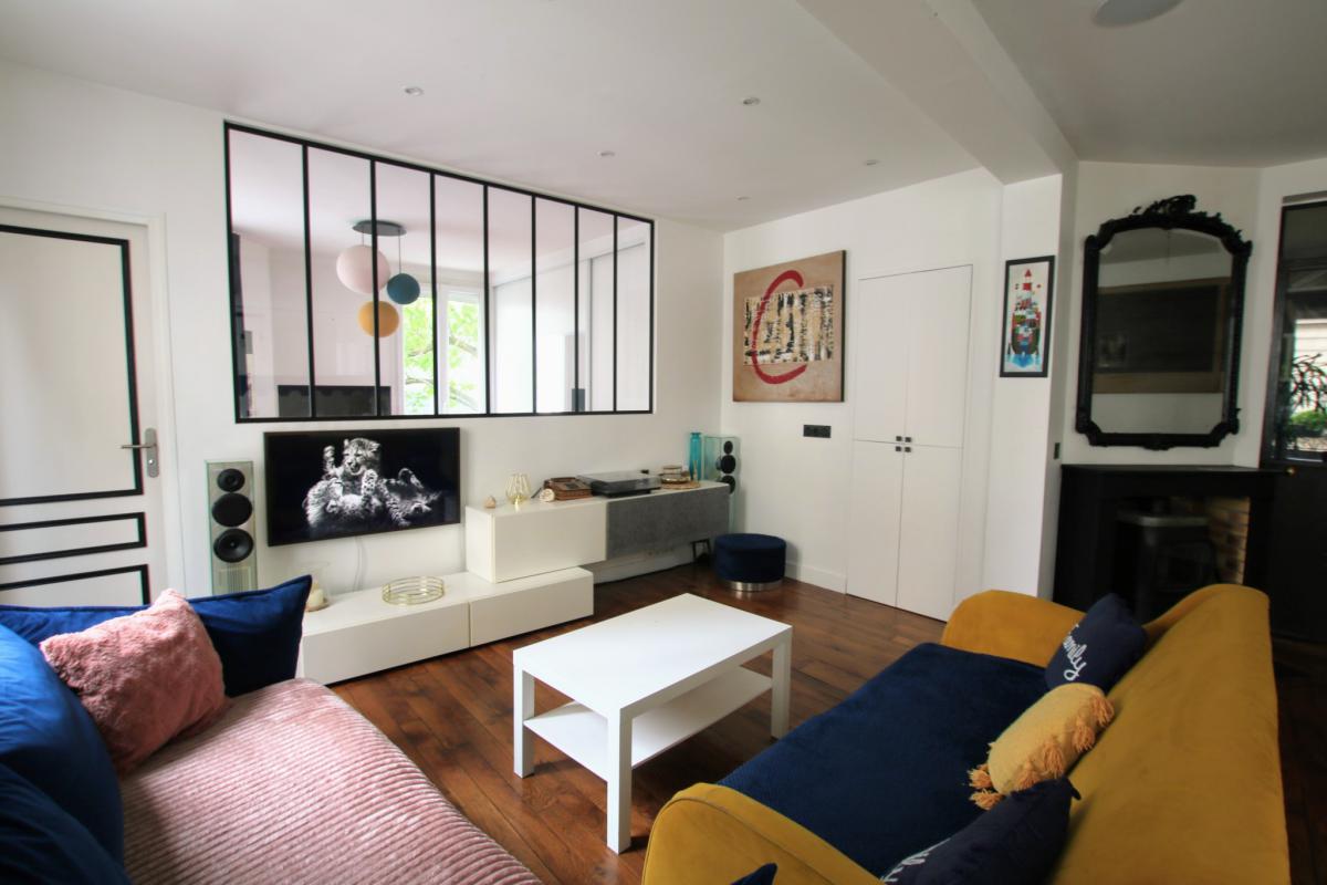 Montmartre appartement rénové 2 ch + cave