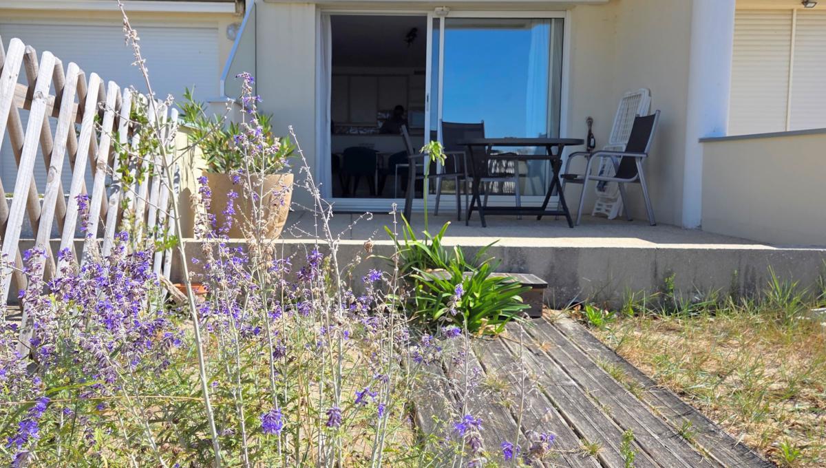 Appartement 1 ch terrasse jardinet cave garage 